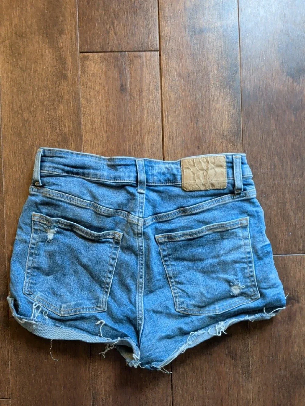 H&M Light Blue Distressed Denim Cutoff Shorts‎